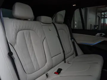 BMW X5 30d M SPORT.MASSAGE.SOFTC.LUFT.SKY.DR.ASS.PRO