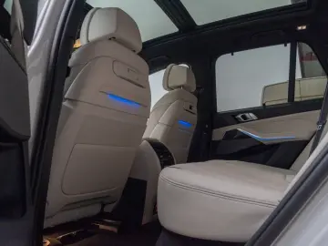 BMW X5 30d M SPORT.MASSAGE.SOFTC.LUFT.SKY.DR.ASS.PRO