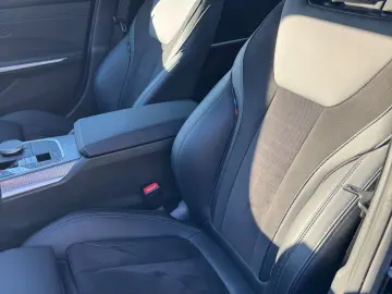 BMW 320 d M Sport  INNOVATIONS TRAVEL-PAKET AHK