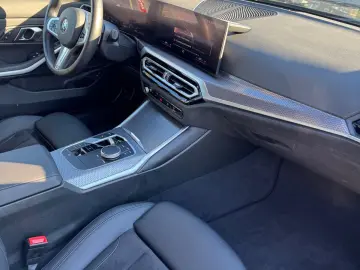 BMW 320 d M Sport  INNOVATIONS TRAVEL-PAKET AHK