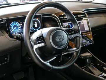 HYUNDAI Tucson Select Mild-Hybrid  RFK CARPLAY DIGITAL