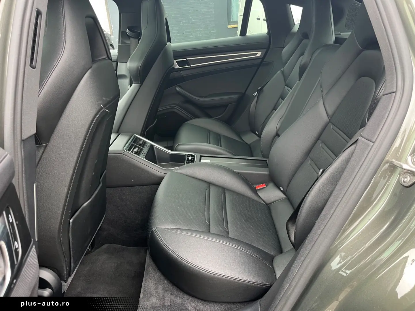 PORSCHE Panamera 4 Platinum Edition