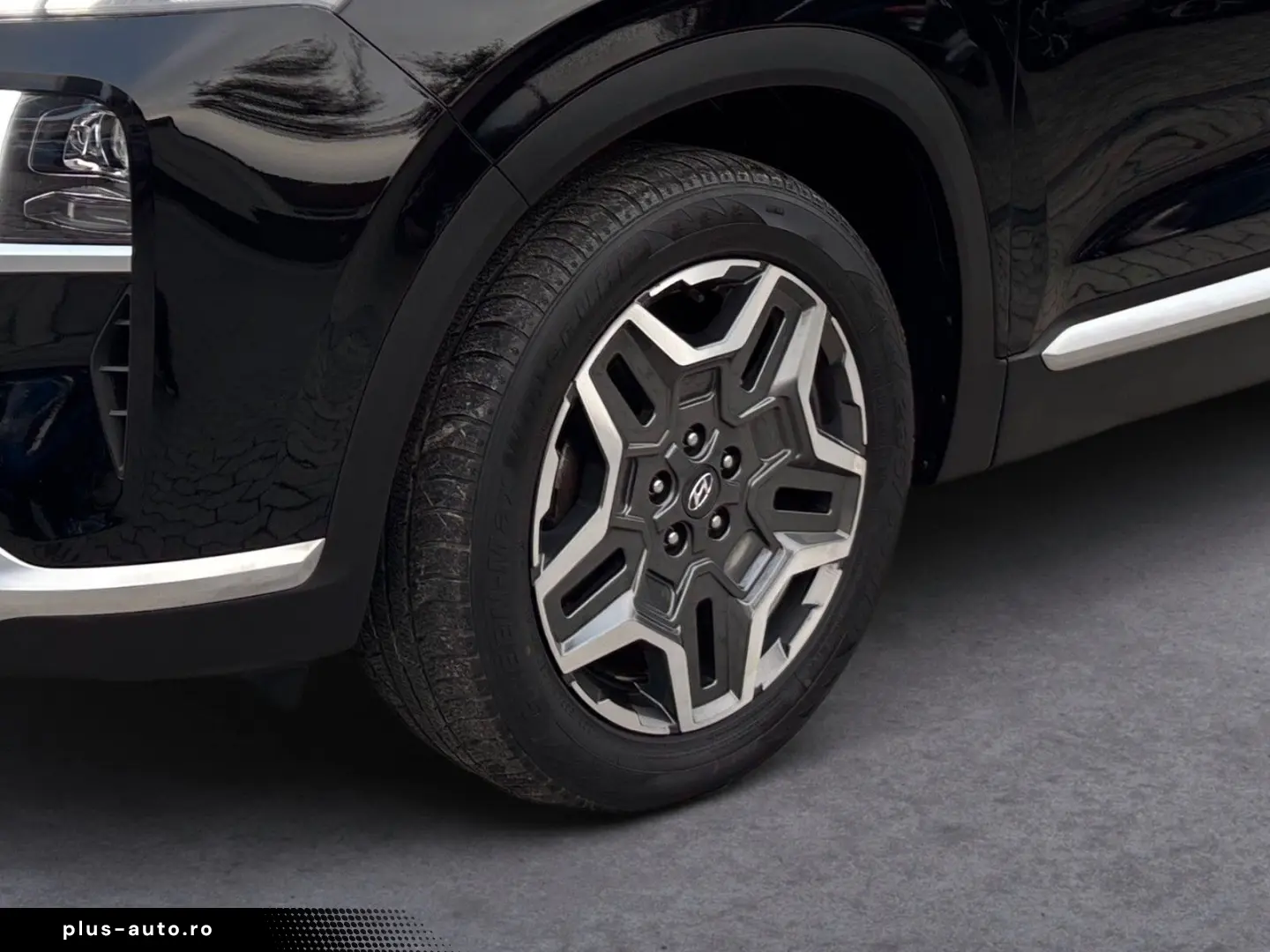 HYUNDAI Santa Fe Prime Plug-In Hybrid 4WD