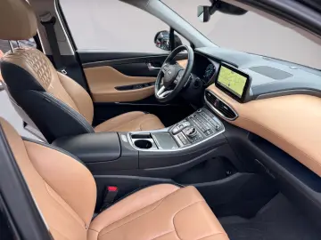 HYUNDAI Santa Fe Prime Plug-In Hybrid 4WD