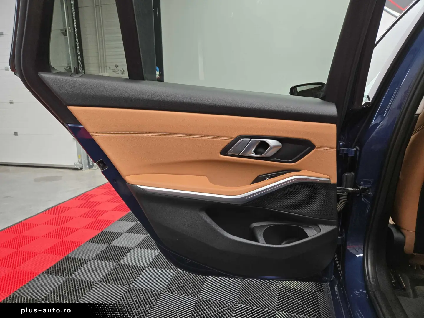 BMW 320d xDrive 190CP Sport Line