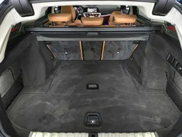 BMW 320d xDrive 190CP Sport Line