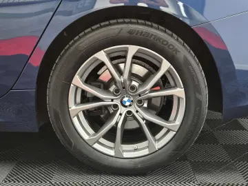 BMW 320d xDrive 190CP Sport Line