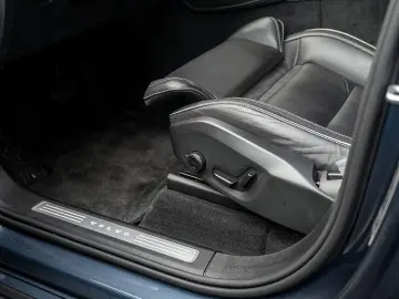 VOLVO XC90 B5 AWD Ultimate Bright