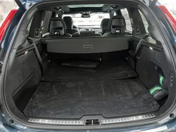 VOLVO XC90 B5 AWD Ultimate Bright