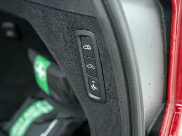 VOLVO XC90 B5 AWD Ultimate Bright