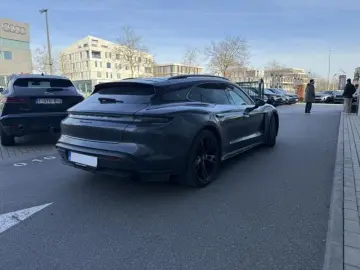 PORSCHE Taycan 4 Cross Turismo