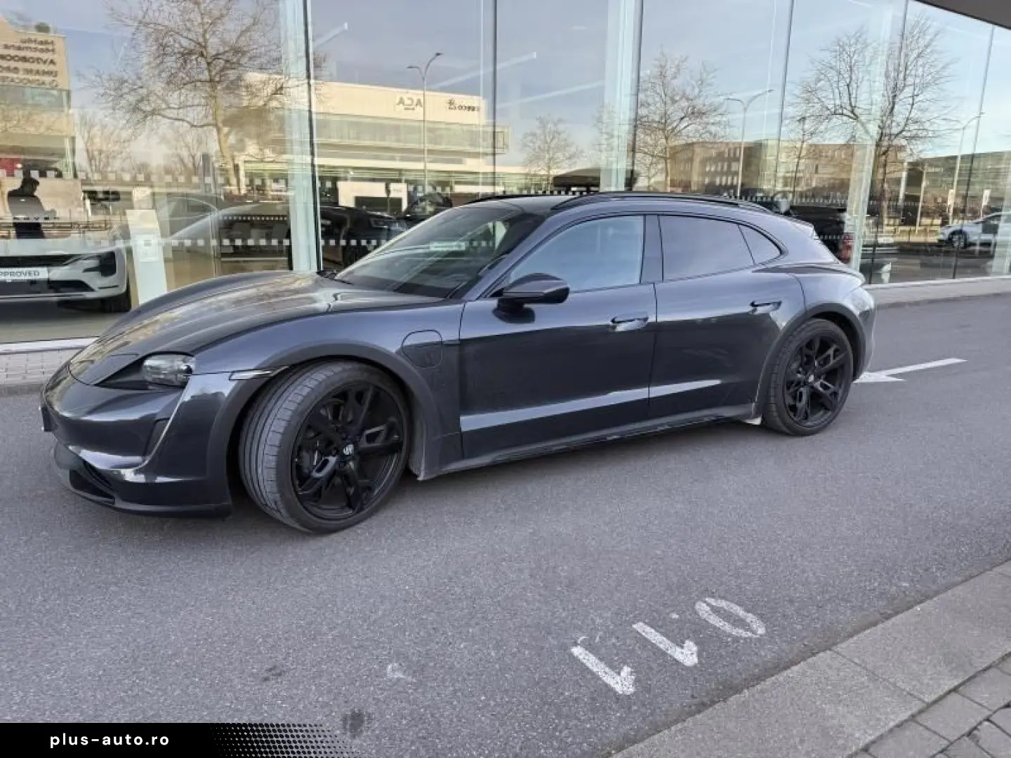 PORSCHE Taycan 4 Cross Turismo