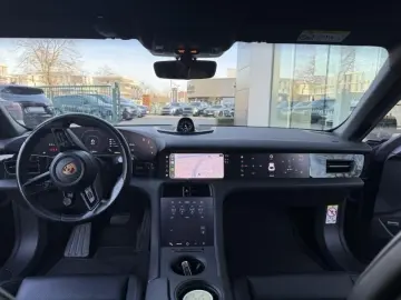 PORSCHE Taycan 4 Cross Turismo