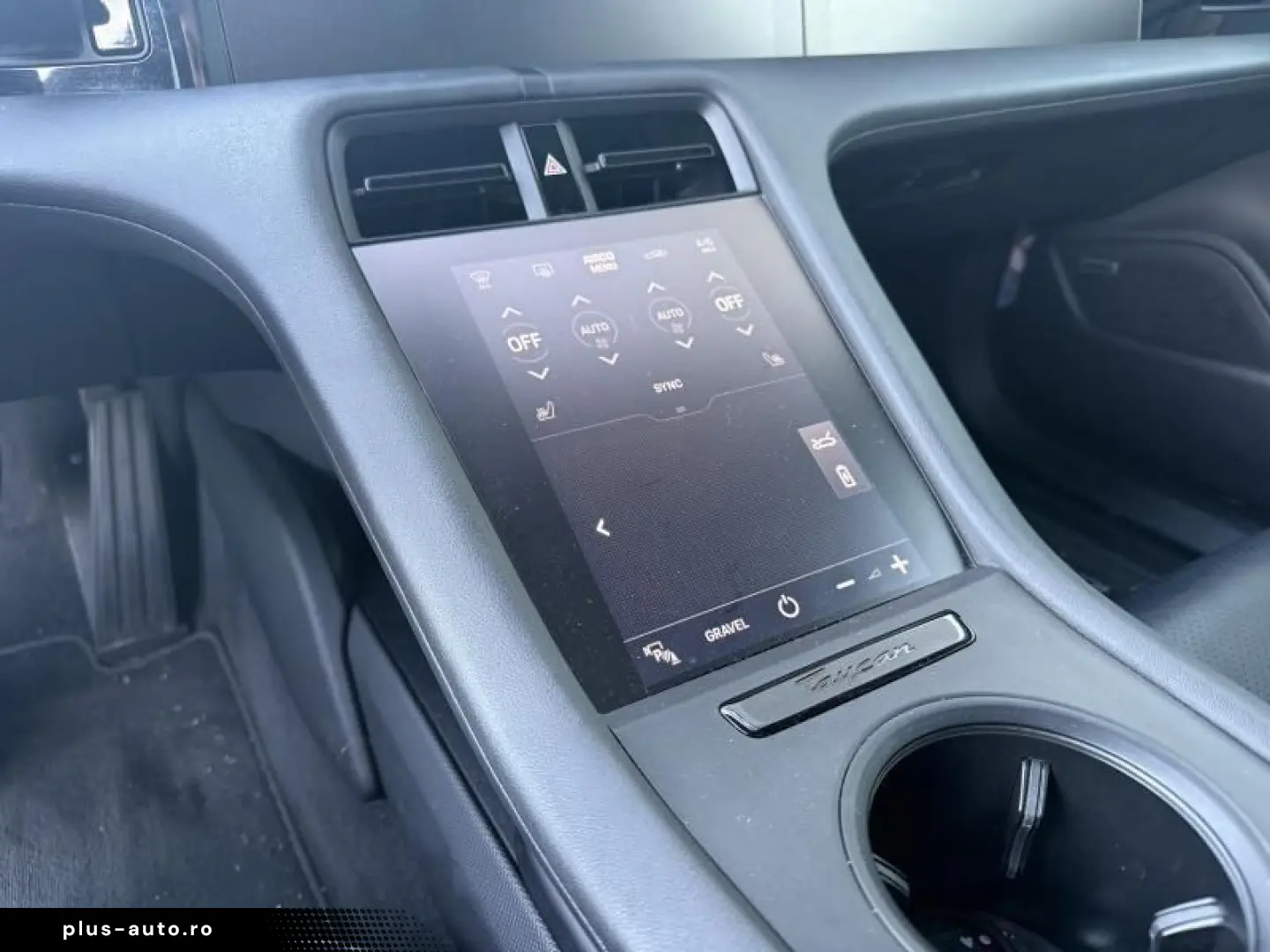 PORSCHE Taycan 4 Cross Turismo