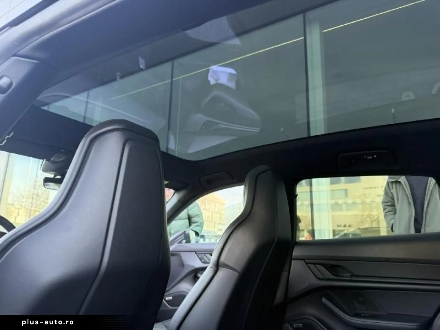 PORSCHE Taycan 4 Cross Turismo