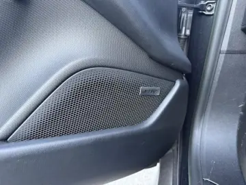 PORSCHE Taycan 4 Cross Turismo