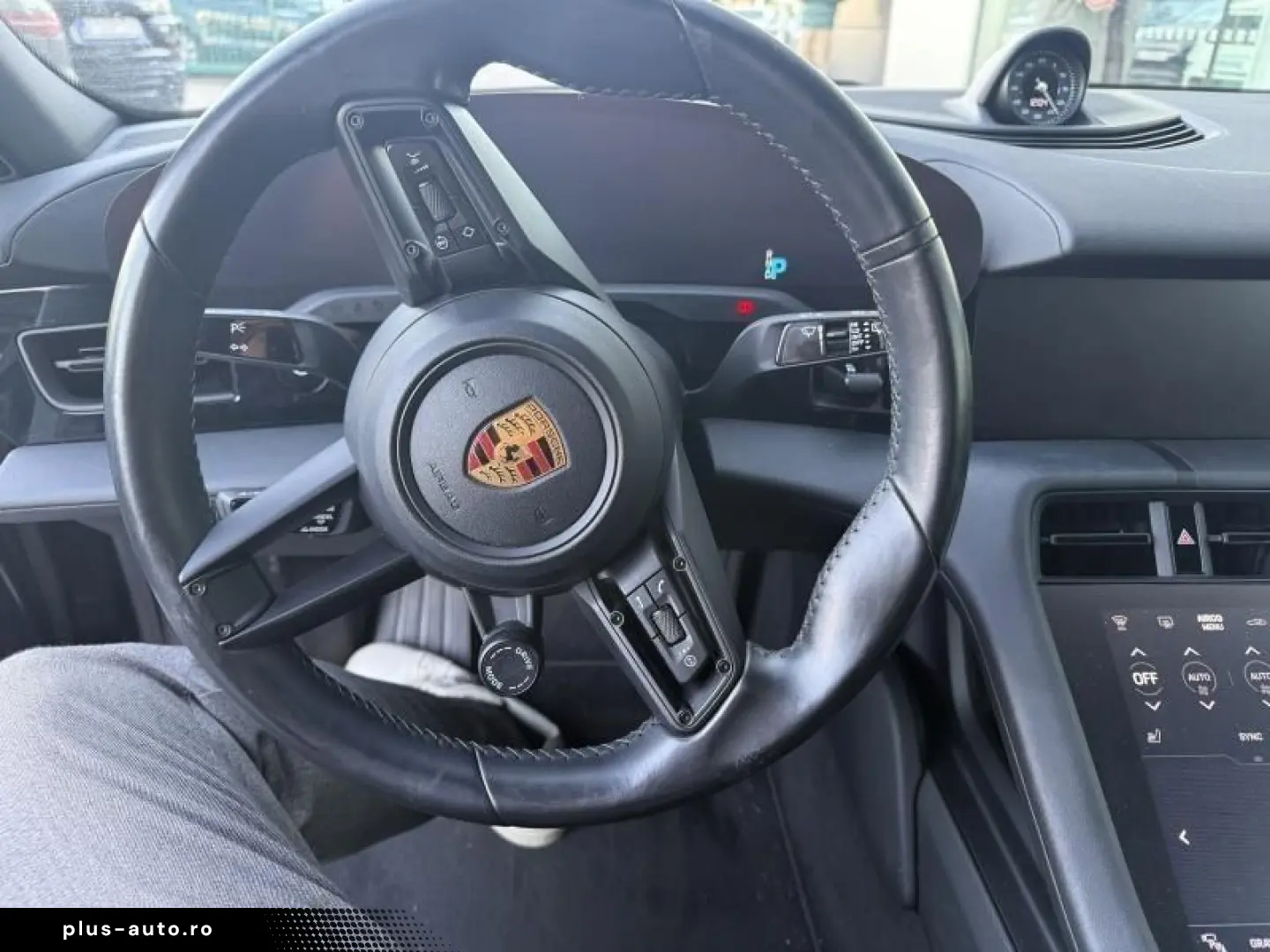 PORSCHE Taycan 4 Cross Turismo