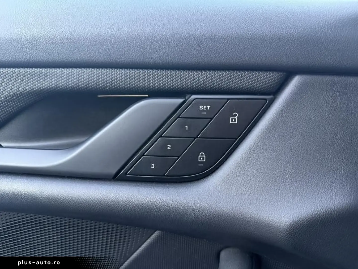 PORSCHE Taycan 4 Cross Turismo