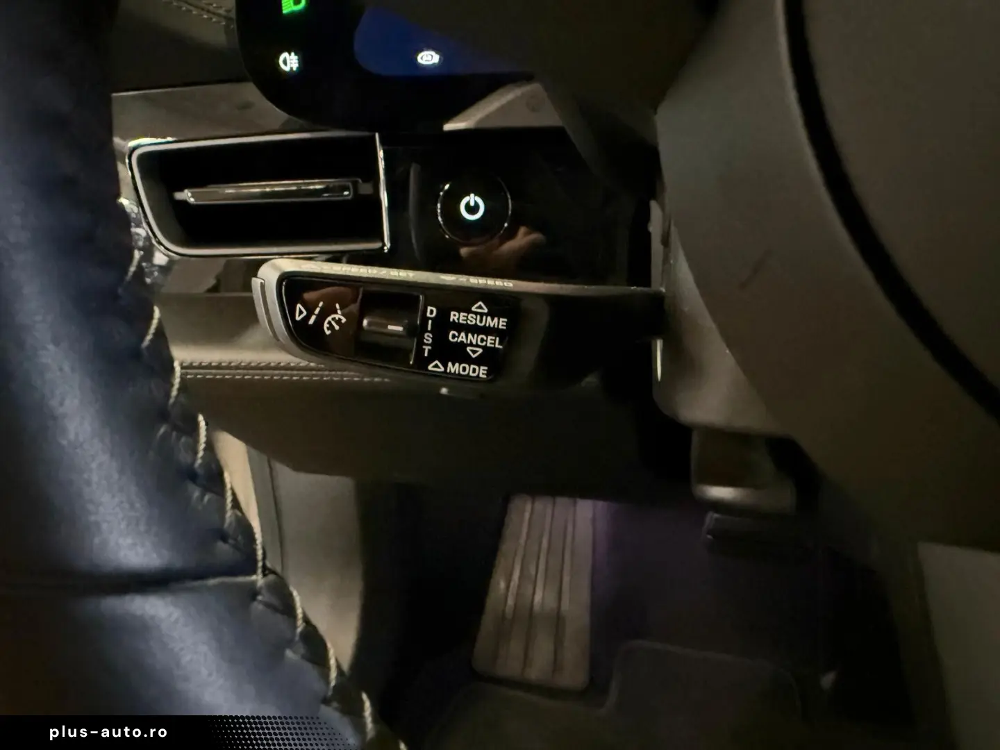 PORSCHE Cross Turismo 4