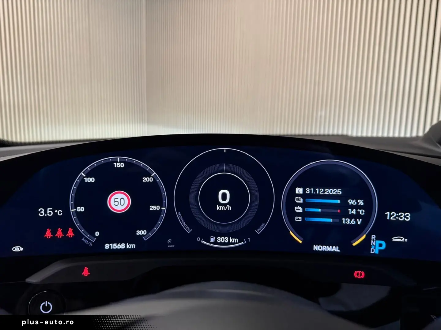 PORSCHE Cross Turismo 4