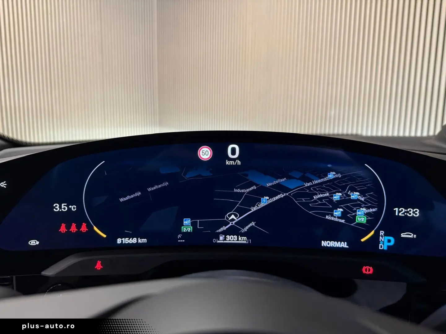 PORSCHE Cross Turismo 4