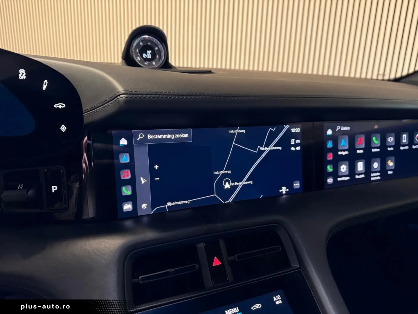 PORSCHE Cross Turismo 4