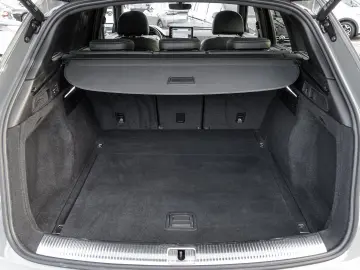 AUDI SQ5 3.0 TDI quattro tiptronic AHK LED Navi Plus