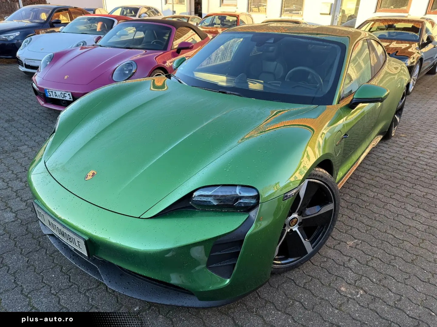 PORSCHE TAYCAN GTS  EXKLUSIV