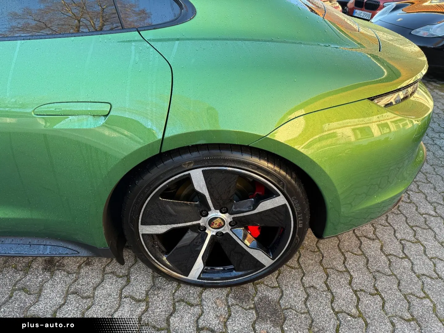 PORSCHE TAYCAN GTS  EXKLUSIV