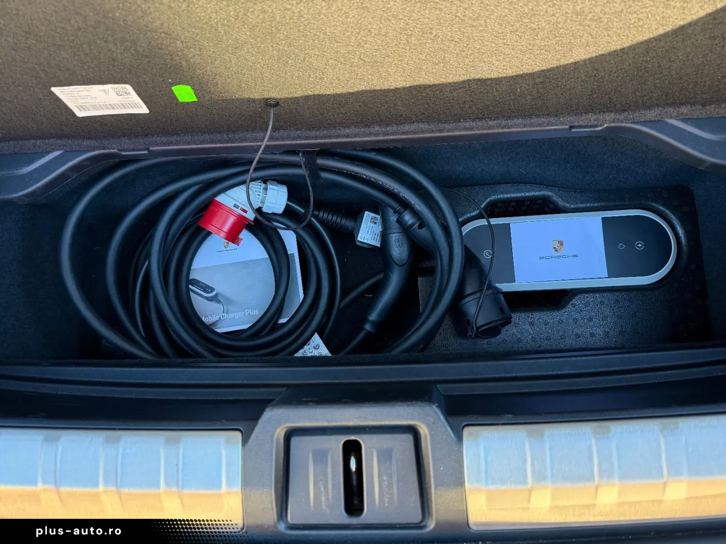 PORSCHE TAYCAN GTS  EXKLUSIV