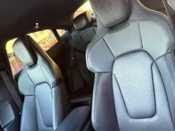 PORSCHE TAYCAN GTS  EXKLUSIV