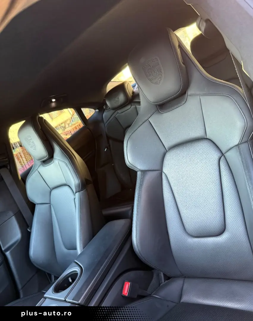 PORSCHE TAYCAN GTS  EXKLUSIV