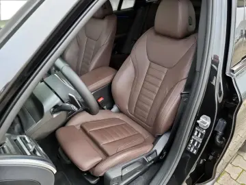 BMW X3  xDr. 20d M-Sport DAB 360  Leder Mokka WLAN