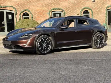 PORSCHE Taycan 4 Cross Turismo