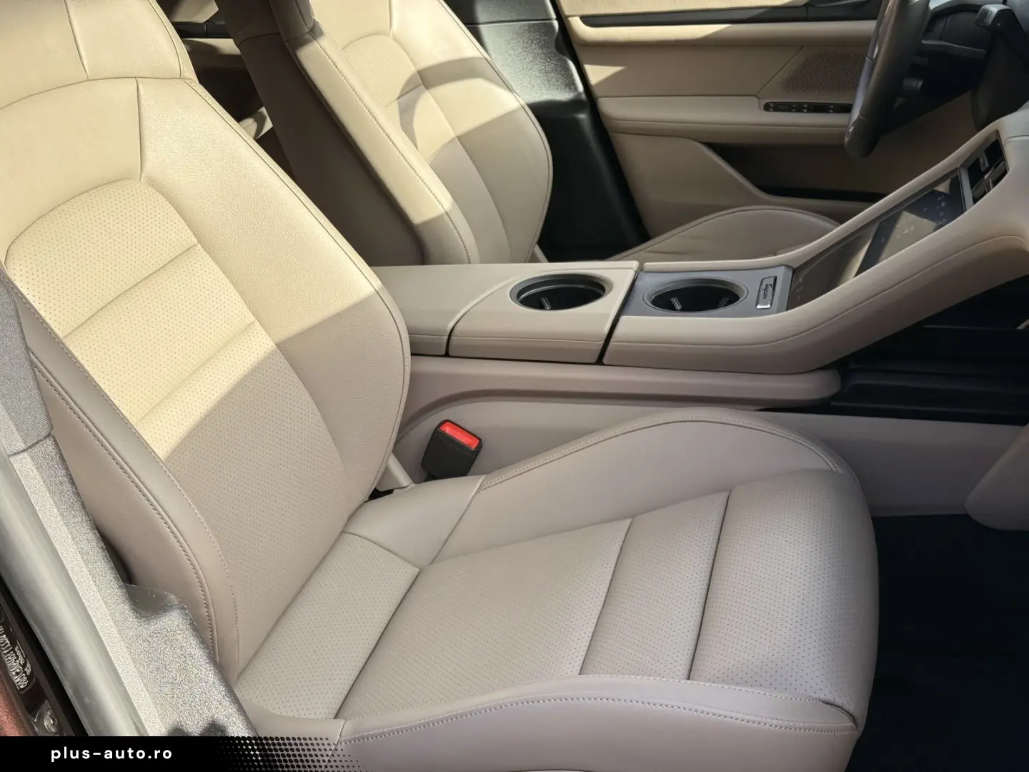 PORSCHE Taycan 4 Cross Turismo