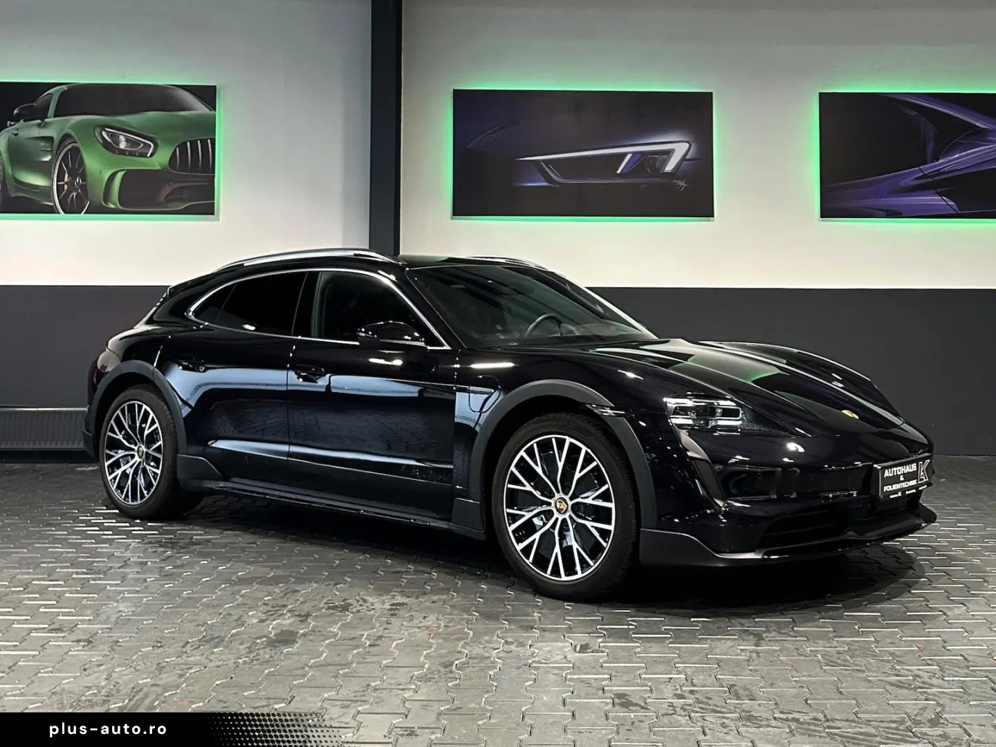 PORSCHE Taycan 4 Cross Turismo