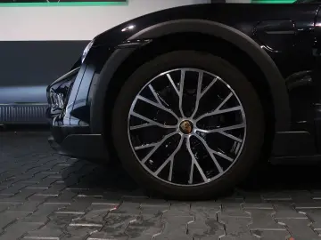 PORSCHE Taycan 4 Cross Turismo