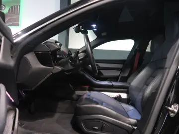 PORSCHE Taycan 4 Cross Turismo