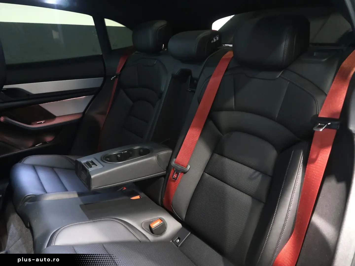 PORSCHE Taycan 4 Cross Turismo