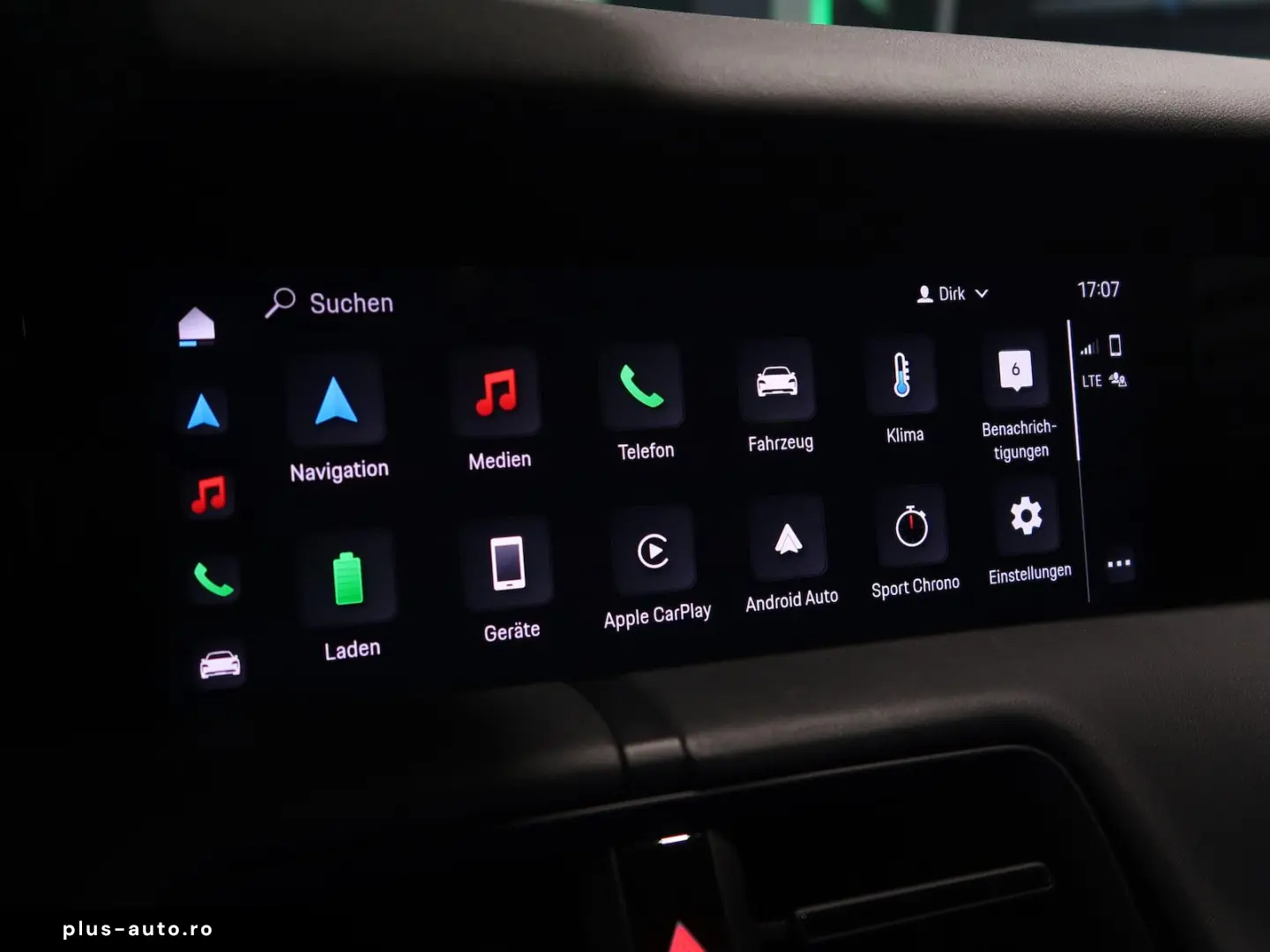 PORSCHE Taycan 4 Cross Turismo