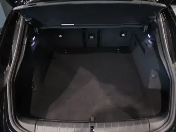 PORSCHE Taycan 4 Cross Turismo