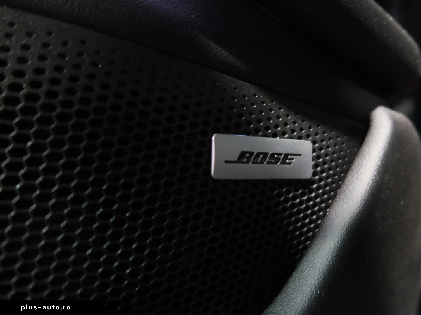 PORSCHE Taycan 4 Cross Turismo