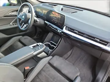 BMW iX1  xDr. 30 M-Sport Head-Up AHK Harman&Kardon P