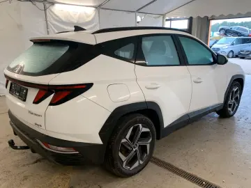 HYUNDAI Tucson Hybrid 4WD NAVI LED 19  KAMERA DAB