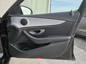 Mercedes-Benz E220d Avantgarde