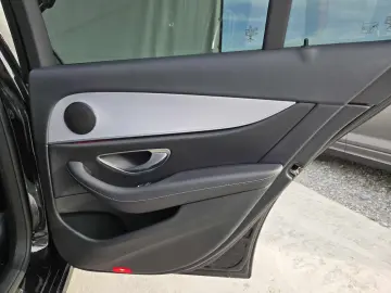 Mercedes-Benz E220d Avantgarde