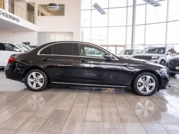 Mercedes-Benz E-Class 220 d