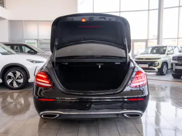 Mercedes-Benz E-Class 220 d