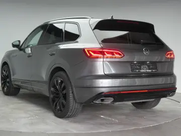 VW Touareg 3.0 V6 TDI 4Motion R line