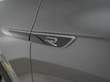 VW Touareg 3.0 V6 TDI 4Motion R line